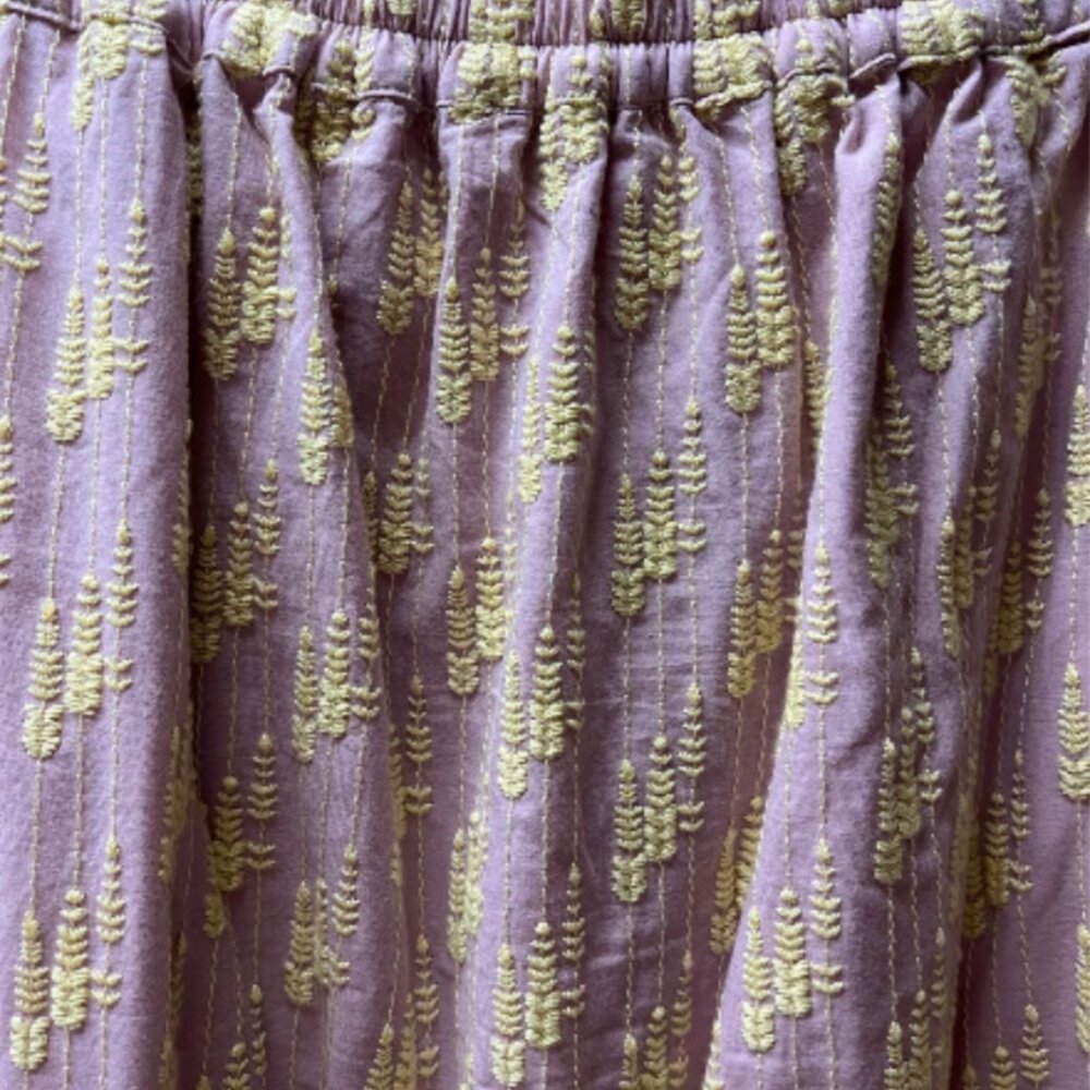 Like New* Balzac Paris Sally skirt with pink and yellow embroidery | size 40 - Picture 5 of 13